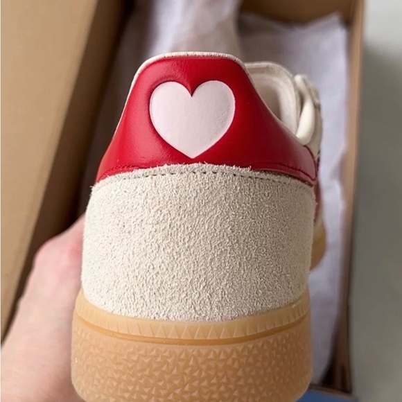 Adidas Spezial Valentine’s Day 2026 Limited Edition - Picture 4 of 6